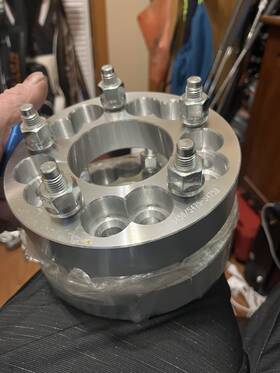5475-5475b Lng 5450/5475-5475b 4 Wheel Adapters 5x4.5 Or 5x4.75 To 1.25 Inch Spacers 5x120.7 5x114.3
