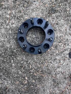 6550-6550b8-wct Lng 1 Wheel Spacer 1.25 Inch Hubcentric 6x5.5 Fits Toyota Tundra 2022-2025 As Shown