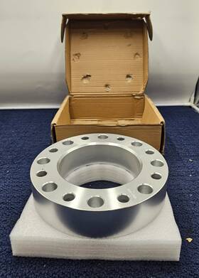 Wa01-8200 Mr. Lugnut 2 Inch Thick Billet Aluminum Wheel Spacer 8x200 Wa01-8200 Mr. Lugnut 2 Inch Thick Billet Aluminum Wheel Spacer 8x200