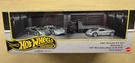 Hot Wheels 2025 Diorama Set 97 Porsche 911 GT1, Mercedes-benz Clk-gtr, F1. Fixed Price $28.66.